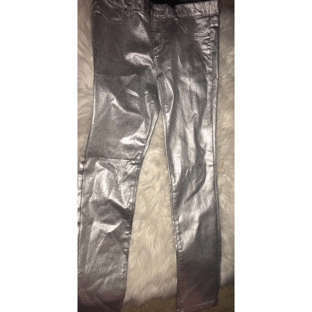 NWT Silver Skinny Jeans!